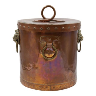 Late 19th Century English Covered Copper Bucket or Coal Hod For Sale