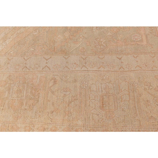 Textile Exquisite 1880s Antique Turkish Oushak Rug in Soft Apricot and Sand Tones For Sale - Image 7 of 9