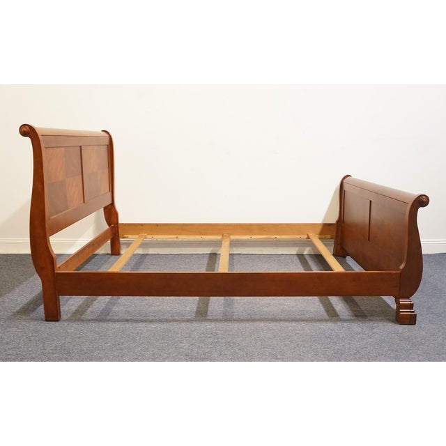 Brown Collezione Europa Traditional Queen Size Sleigh Bed With Diamond Bookmatched Veneer - Cherry Finish For Sale - Image 8 of 8