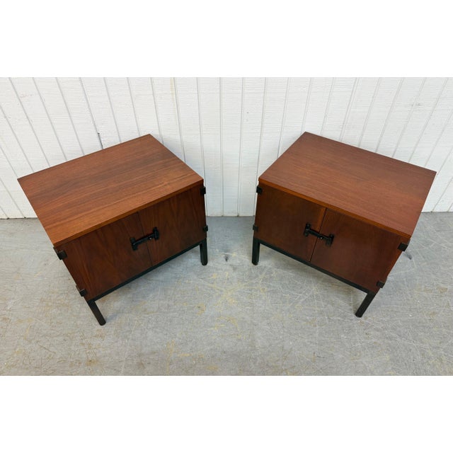 1960s Mid-Century Modern Directional for Milo Baughman Walnut Nightstands - Set of 2 For Sale - Image 5 of 10