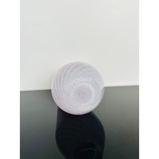 Glass Model 8318/30 Pink and White Art Glass Vase by Ladislav Paleček for Škrdlovice, Czechoslovakia, 1983 For Sale - Image 7 of 8