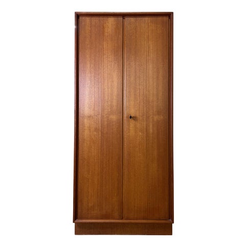 2994 Teak Wardrobe from rt ​​Möbel For Sale