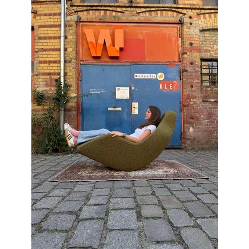 Green Reclining Chair in Moss Green Bouclé, Italy For Sale - Image 8 of 11