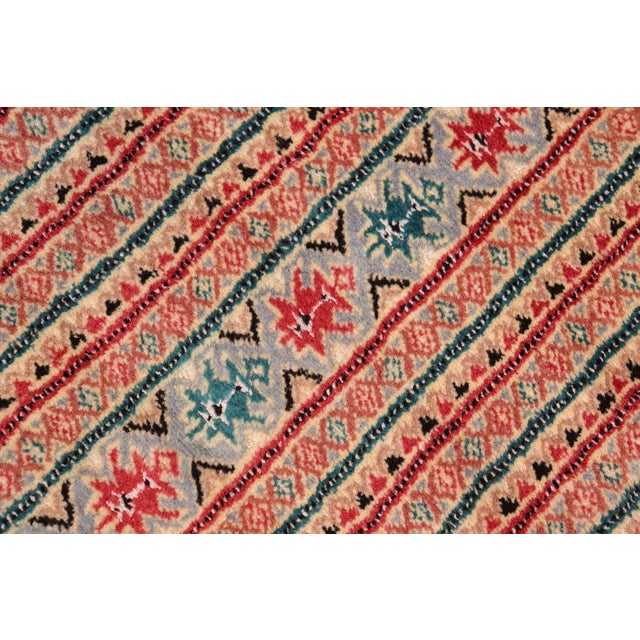 1980s Rustic Bokhara Green/Pink Hand Knotted Wool Rug For Sale In New York - Image 6 of 9