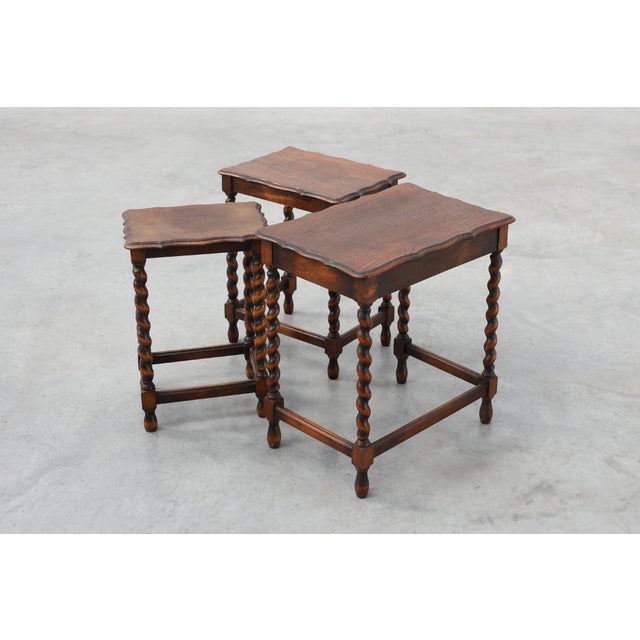 Antique Oak Barley Twist Nesting Tables, England, 1900, Set of 3 For Sale - Image 11 of 18