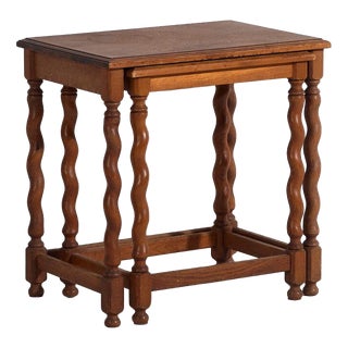 Nesting Tables in Oak, Set of 2 For Sale