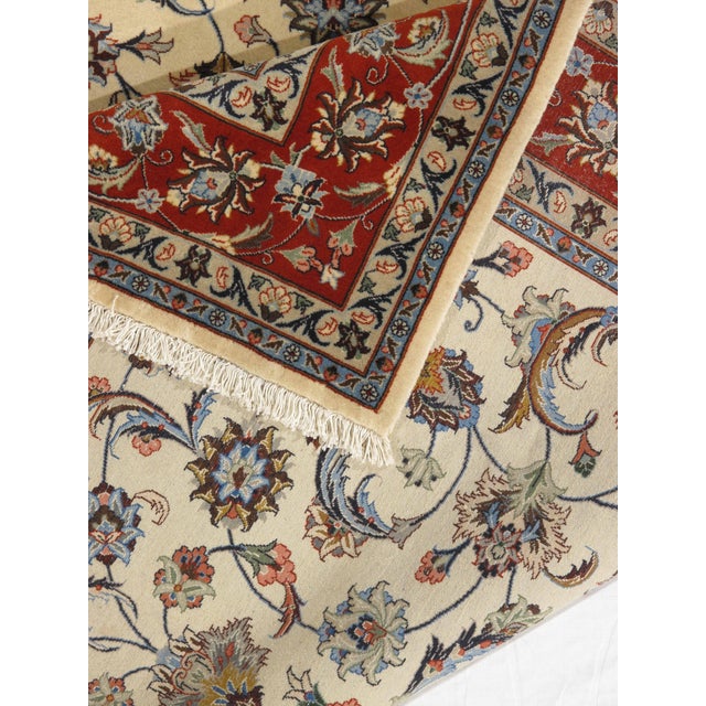 Vintage Hand-Knotted Persian Mashad Rug 7'4" X 10'4" For Sale - Image 4 of 4