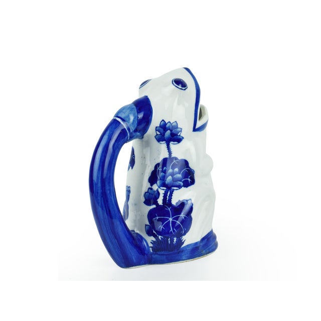 1990s Vintage Blue and White Chinoiserie Porcelain Open-Mouthed Frog Pitcher or Bud Vase For Sale - Image 5 of 5