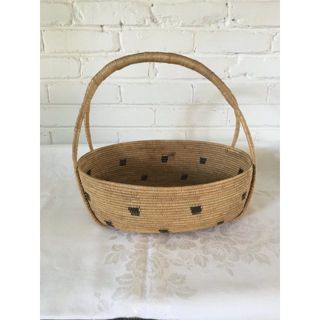 Textile 1990s American Handmade Basket With Handles For Sale - Image 7 of 13