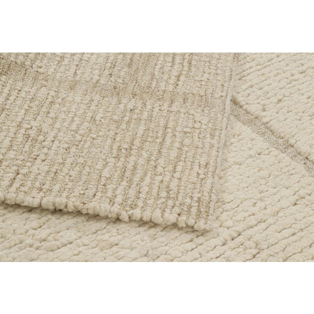 Textile Rug & Kilim’s Modern Rug With Cream High-Low Geometric Patterns For Sale - Image 7 of 7