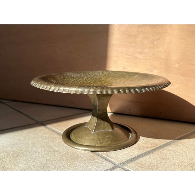 Antique Art Deco Center Table in Wrought and Hammered Brass, Germany, 1920s For Sale - Image 11 of 11