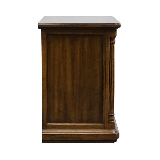 Drexel Heritage Cameo Collection Burled Walnut Italian Neoclassical Tuscan Style 25" Cabinet Nightstand 002-630 For Sale - Image 13 of 15