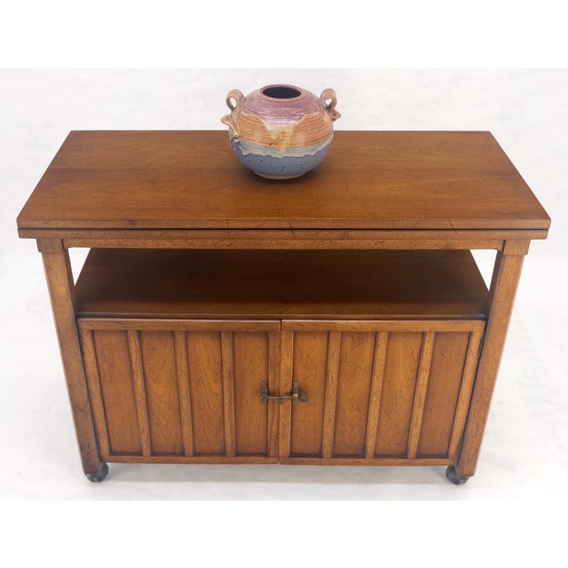 Flip Top Mid Century Modern Serving Cart Two Doors Compartment on Wheels MINT For Sale - Image 14 of 17