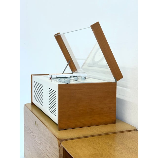 アンプ BRAUN SK6 DIETER RAMS & HANS GUGELOT Braun SK6 Radio Record Player by Dieter Rams & Hans Gugelot