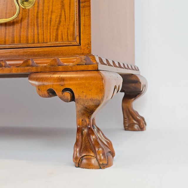 Vintage "Banks, Coldstone Co." Georgian Style Tiger-Wood Chest of Drawers For Sale In Phoenix - Image 6 of 10
