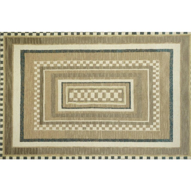Traditional Sumak Rug 4'1'' X 6'1'' For Sale - Image 3 of 10