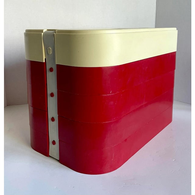 1960s 1960's Retro Hampa Red Stacking Plastic Picnic Box for 4 For Sale - Image 5 of 13