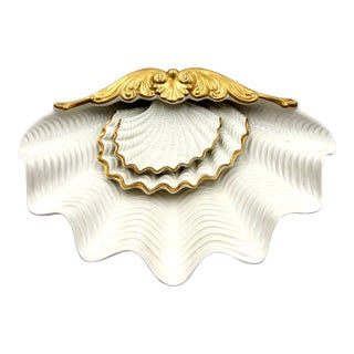Vintage Italian Nesting Porcelain Shell Dishes - Set of Three For Sale