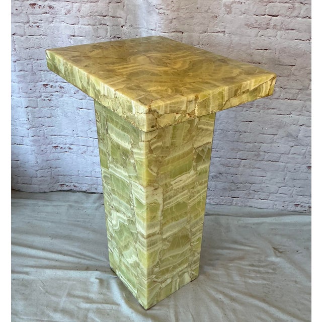 Natural Onyx and Resin Pedestal by of Mueller of Mexico For Sale - Image 10 of 12