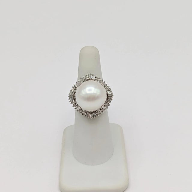 White South Sea Pearl and White Diamond Cocktail Ring in Platinum, size 6 For Sale In Los Angeles - Image 6 of 7