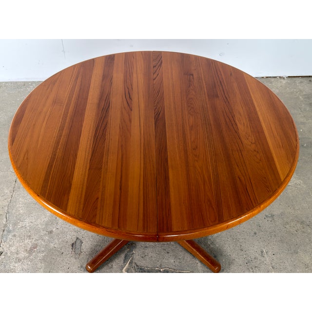 Brown Danish Round Teak Extendable Dining Table by Glostrup Møbelfabrik, 1960s For Sale - Image 8 of 11