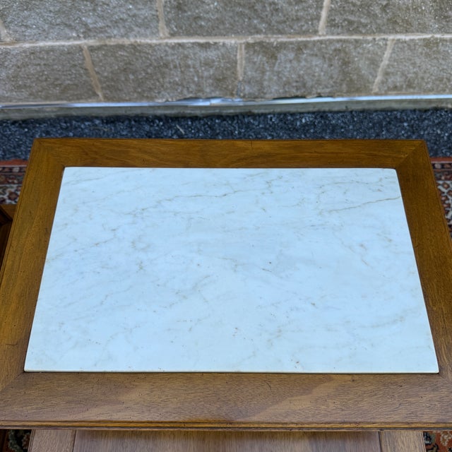 Vintage Gordon's Fine Furniture French Louis XVI Walnut Step Back Side Tables With Italian Marble Inserts - A Pair For Sale - Image 9 of 18