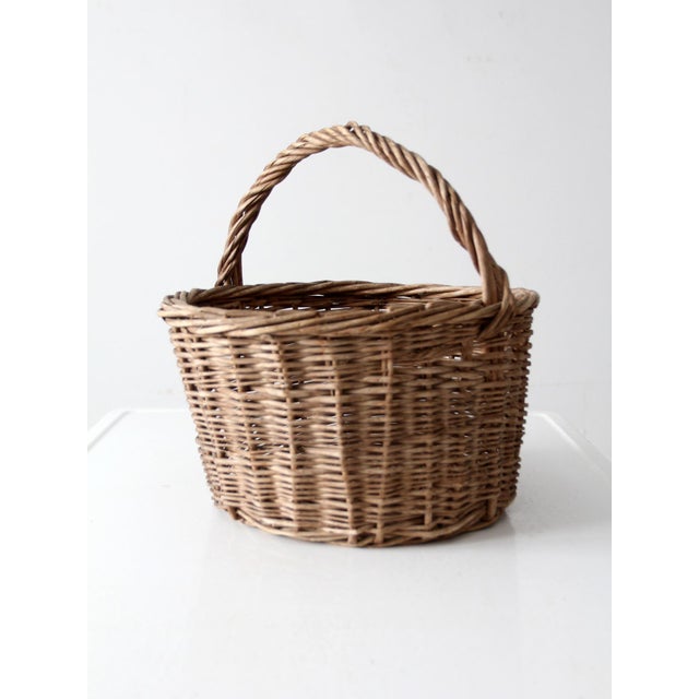 Mid 20th Century Vintage Wicker Basket For Sale - Image 5 of 12