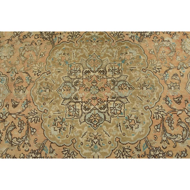 Tabriz Rug 8′ X 11’8” Peach Wool Vintage Distressed Hand-Knotted Carpet For Sale In Philadelphia - Image 6 of 15