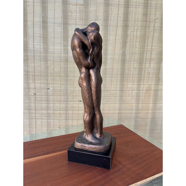 1980s 1980s Austin Production "Loving Couple" Brutalist Sculpture Signed by the Artist. For Sale - Image 5 of 16