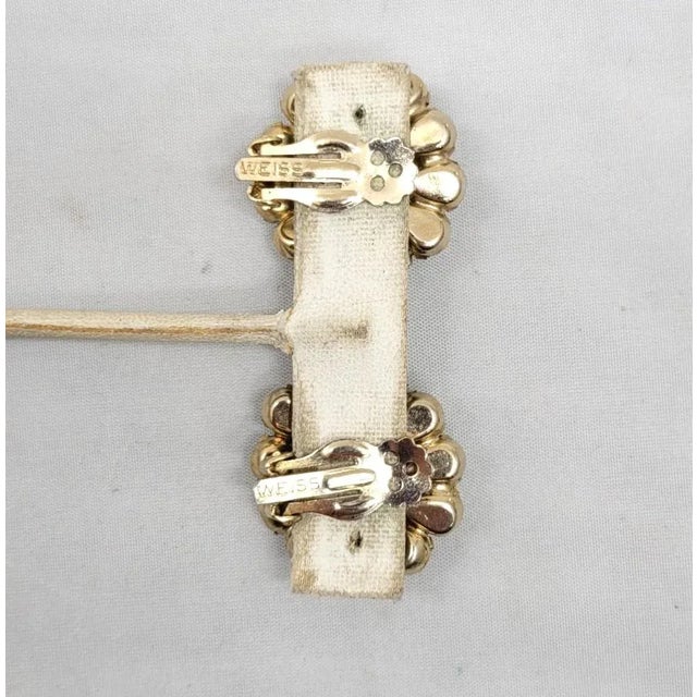 Vintage Signed Weiss Goldtone Purple Rhinestone Flower Clip Earrings - 2 Pieces For Sale In Philadelphia - Image 6 of 9