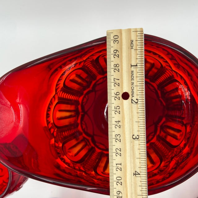 Vintage l.e. Smith Moon & Stars Ruby Red Glass Pitcher & 8 Small Goblets For Sale In Boise - Image 6 of 12