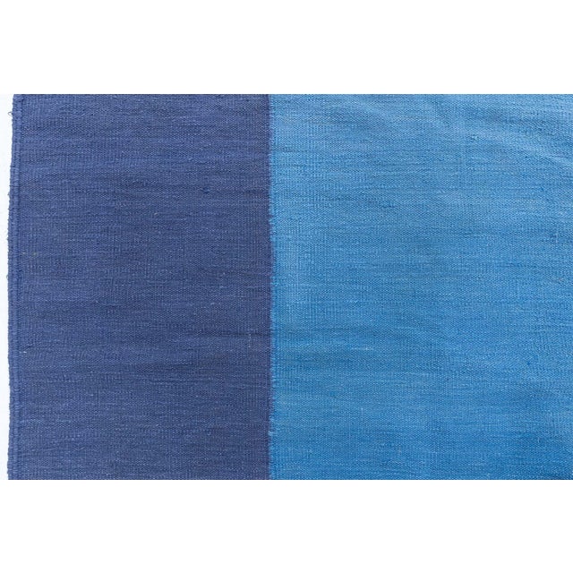 English Doris Leslie Blau Mid-Century Dhurrie Blue With Navy Blue Flatweave Cotton Rug For Sale - Image 3 of 8