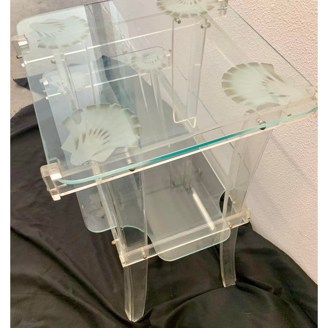Vintage Hollywood Regency Lucite & Glass Side Table With Frosted Shell Detail For Sale In Los Angeles - Image 6 of 10