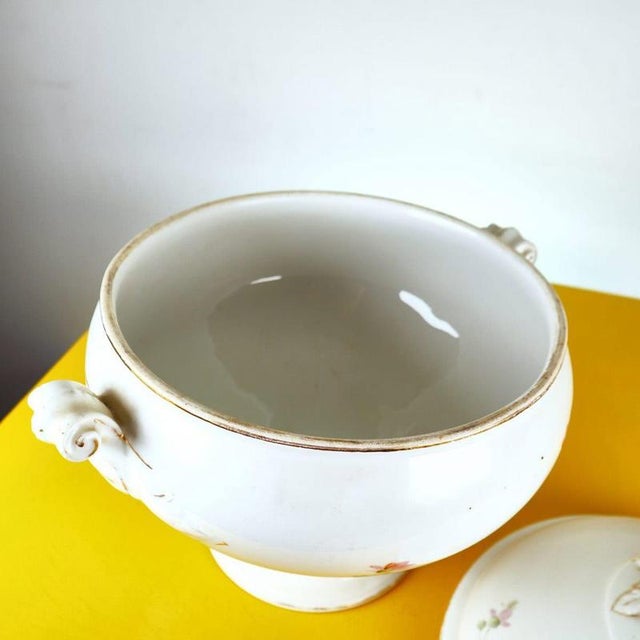 Soup Tureen with Floral Decorations from Ginori For Sale - Image 12 of 14