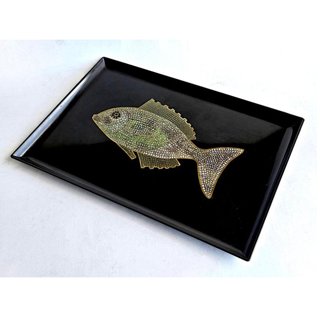 Mid 20th Century Couroc of Monterey Tray With Brass, Turquoise and Stone Inlay Fish For Sale In Miami - Image 6 of 15