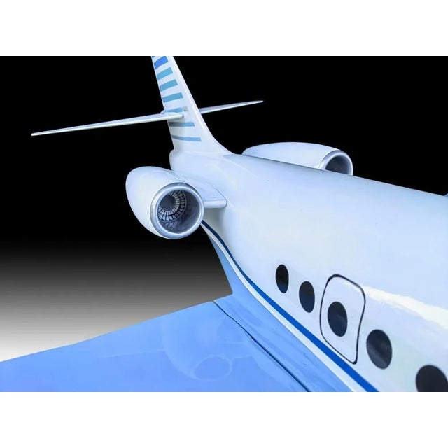 Old model of a private plane falcon. Very interesting model of a private plane model falcon. Years 70. It is made entirely...