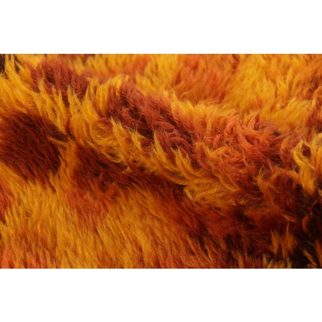 Vintage Swedish Rya Rug in Orange & Red With Starburst Medallion - Rug & Kilim For Sale In New York - Image 6 of 7
