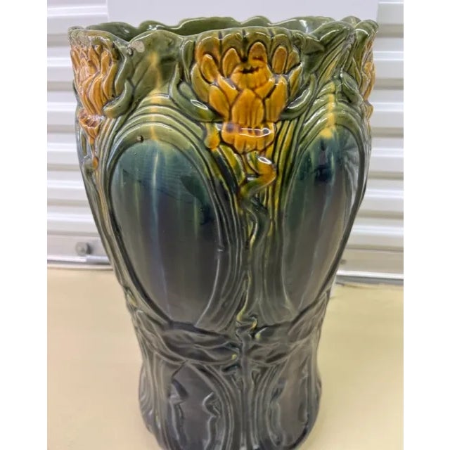 Art Nouveau Antique Art Nouveau Majolica Umbrella Stand For Sale - Image 3 of 5