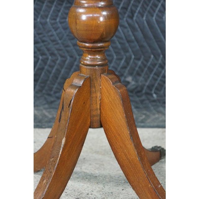 Brown Vintage Georgian Style Round Mahogany Piecrust Pedestal Table Sculpture Stand For Sale - Image 8 of 18