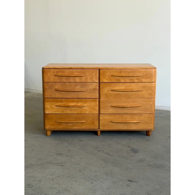 1960s Heywood-Wakefield "Encore" 8-Drawer Lowboy Dresser, Attributed For Sale - Image 11 of 14