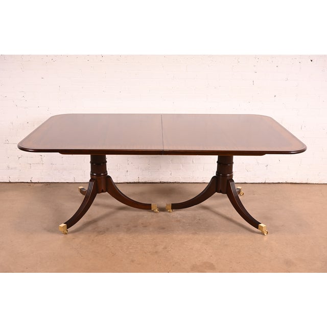 Wood Baker Furniture Stately Homes Georgian Banded Mahogany Double Pedestal Extension Dining Table | Newly Refinished For Sale - Image 7 of 14