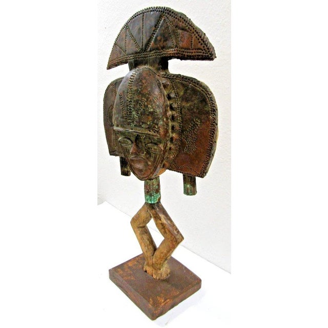 African Antique Bakota Reliquary Kota Mask Figure Sculpture From the Tribe in Gabon For Sale - Image 3 of 18
