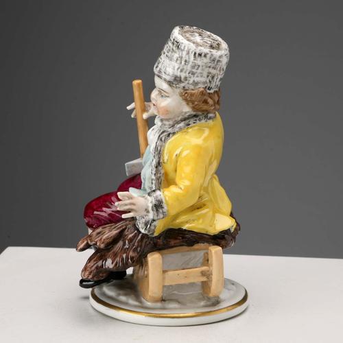 Antique German Figurine from Rudolstadt Porcelain For Sale - Image 4 of 9