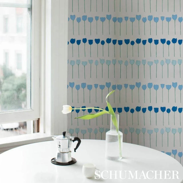 Mid-Century Modern Sample - Schumacher X Cristina Buckley Edie Wallpaper in Blue Parrot For Sale - Image 3 of 4