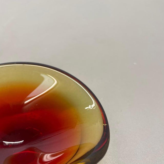 Glass Murano Glass Red Yellow Bowl Element Shell Ashtray Seguso Murano, Italy, 1970s For Sale - Image 7 of 17