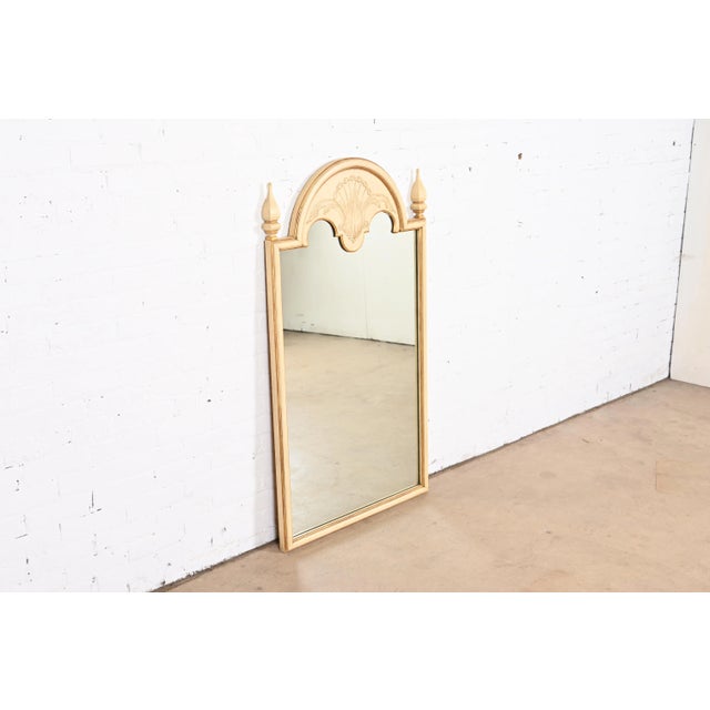 French John Widdicomb Neoclassical Painted and Gold Gilt Large Wall Mirror, 1950s For Sale - Image 3 of 10