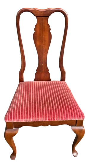 Mid 20th Century Queen Anne Style Dining Side Chair