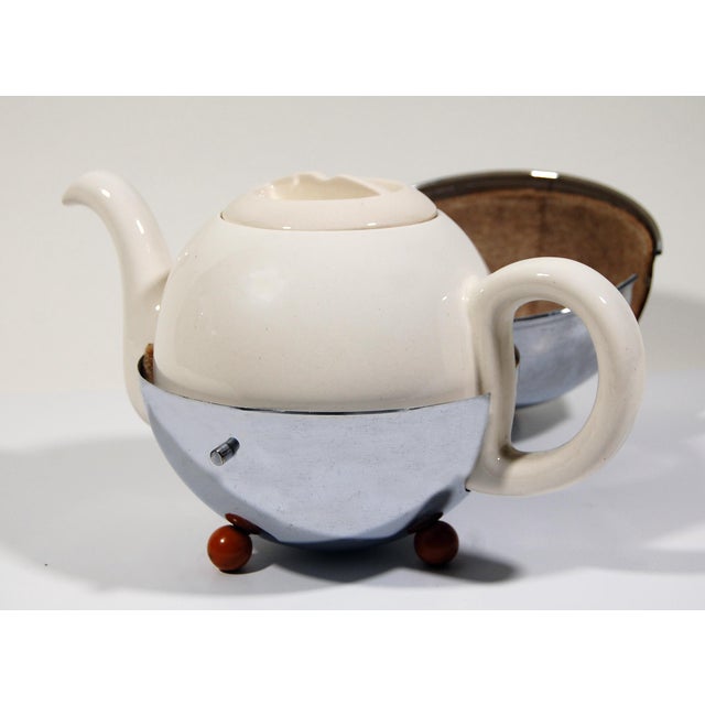 Vintage English ' Kosy Kraft ' Insulated Teapot With Bakelite Accents