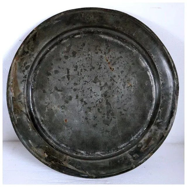 Mid 18th Century Large Continental Pewter Wrigglework Single Reeded Dish / Plate For Sale - Image 5 of 7