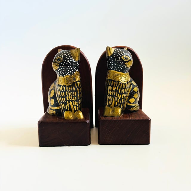 Vintage Brass and Wood Cat Bookends - Set of 2 For Sale In San Francisco - Image 6 of 14
